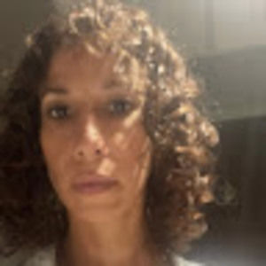 Meet your Posher, Aziza